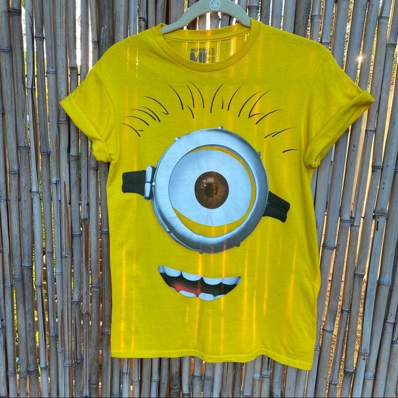 Despicable Me short sleeves yellow graphic tee S - Picture 4 of 7